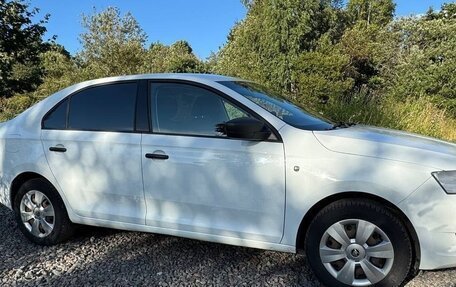 Skoda Rapid I, 2015 год, 849 000 рублей, 2 фотография