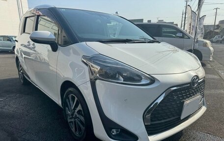 Toyota Sienta II, 2021 год, 1 041 000 рублей, 3 фотография