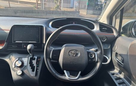 Toyota Sienta II, 2021 год, 1 041 000 рублей, 11 фотография