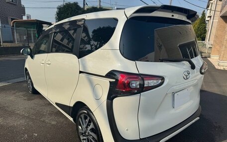 Toyota Sienta II, 2021 год, 1 041 000 рублей, 6 фотография