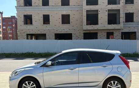 Hyundai Solaris II рестайлинг, 2012 год, 680 000 рублей, 5 фотография