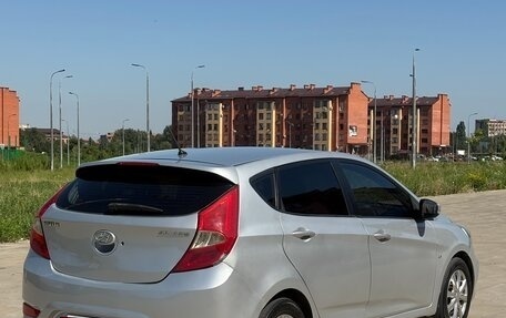 Hyundai Solaris II рестайлинг, 2012 год, 680 000 рублей, 11 фотография