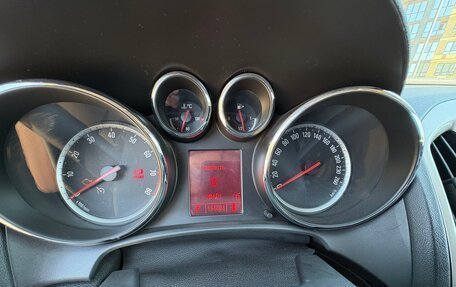 Opel Astra J, 2010 год, 885 000 рублей, 16 фотография