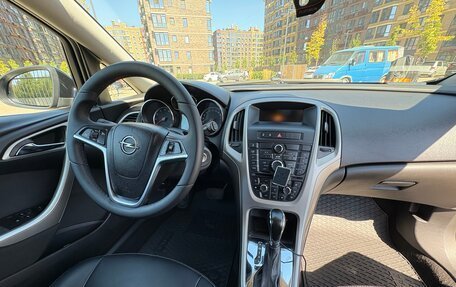 Opel Astra J, 2010 год, 885 000 рублей, 23 фотография