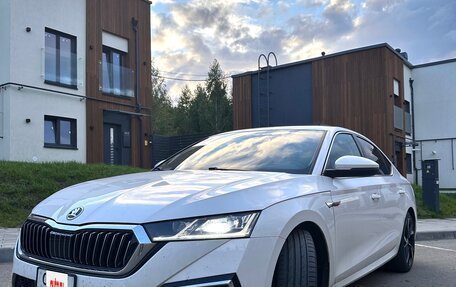 Skoda Octavia IV, 2021 год, 2 590 000 рублей, 2 фотография
