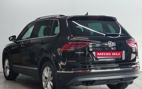 Volkswagen Tiguan II, 2018 год, 2 680 000 рублей, 8 фотография