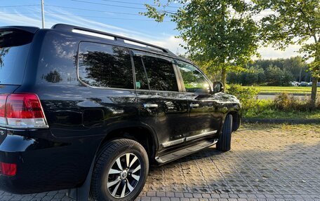 Toyota Land Cruiser 200, 2016 год, 5 100 000 рублей, 4 фотография