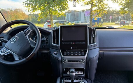 Toyota Land Cruiser 200, 2016 год, 5 100 000 рублей, 10 фотография