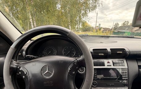 Mercedes-Benz C-Класс, 2004 год, 650 000 рублей, 4 фотография