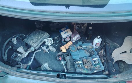Toyota Yaris I рестайлинг, 2001 год, 150 000 рублей, 17 фотография
