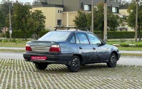 Daewoo Nexia I рестайлинг, 2003 год, 100 000 рублей, 4 фотография