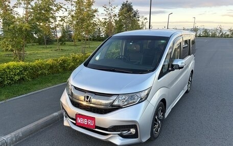 Honda Stepwgn IV, 2015 год, 1 690 000 рублей, 1 фотография
