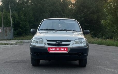 Chevrolet Niva I рестайлинг, 2012 год, 330 000 рублей, 2 фотография