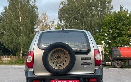 Chevrolet Niva I рестайлинг, 2012 год, 330 000 рублей, 6 фотография