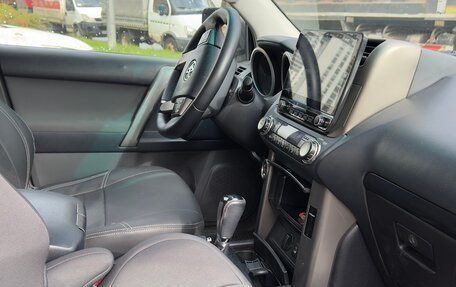 Toyota Land Cruiser Prado 150 рестайлинг 2, 2012 год, 3 290 000 рублей, 6 фотография