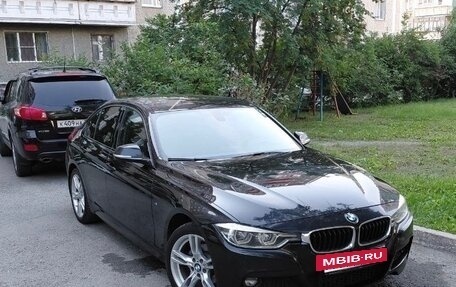 BMW 3 серия, 2018 год, 2 450 000 рублей, 3 фотография