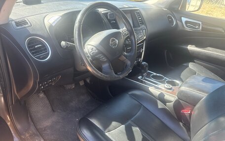 Nissan Pathfinder, 2016 год, 1 662 000 рублей, 3 фотография