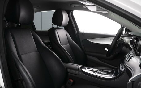 Mercedes-Benz E-Класс, 2017 год, 2 745 000 рублей, 10 фотография