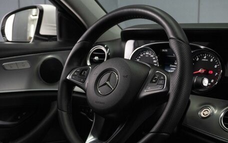 Mercedes-Benz E-Класс, 2017 год, 2 745 000 рублей, 14 фотография