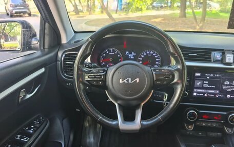 KIA Rio IV, 2021 год, 1 450 000 рублей, 10 фотография