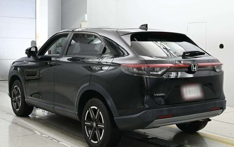 Honda Vezel, 2022 год, 1 710 000 рублей, 6 фотография
