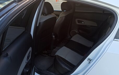 Chevrolet Cruze II, 2013 год, 560 000 рублей, 2 фотография