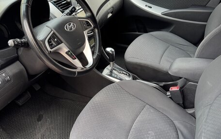 Hyundai Solaris II рестайлинг, 2012 год, 670 000 рублей, 5 фотография