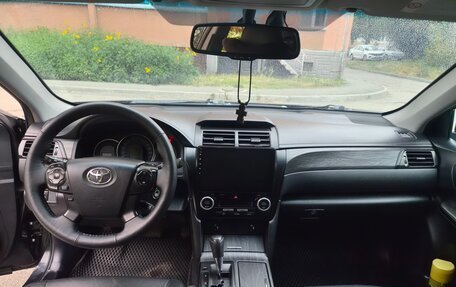 Toyota Camry, 2012 год, 1 720 000 рублей, 12 фотография