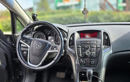 Opel Astra J, 2013 год, 779 000 рублей, 9 фотография