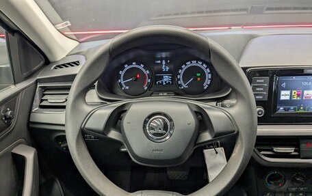 Skoda Rapid II, 2021 год, 1 375 000 рублей, 20 фотография