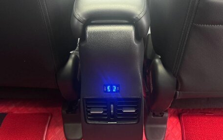 Honda Vezel, 2022 год, 1 180 000 рублей, 14 фотография