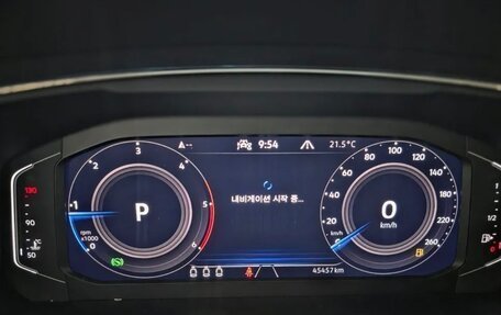 Volkswagen Tiguan II, 2022 год, 2 910 000 рублей, 8 фотография