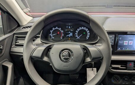 Skoda Rapid II, 2021 год, 1 380 000 рублей, 19 фотография