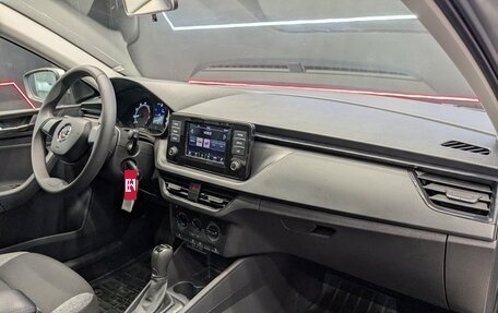 Skoda Rapid II, 2021 год, 1 380 000 рублей, 15 фотография