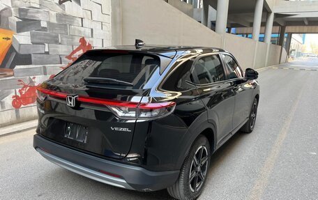 Honda Vezel, 2022 год, 1 440 000 рублей, 3 фотография