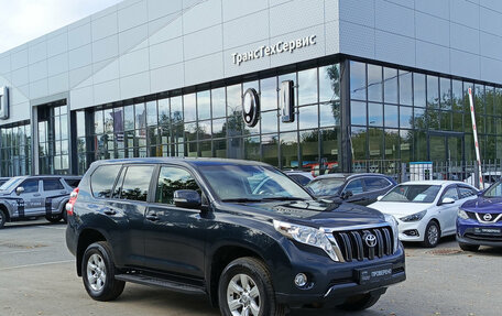 Toyota Land Cruiser Prado 150 рестайлинг 2, 2013 год, 2 951 000 рублей, 3 фотография