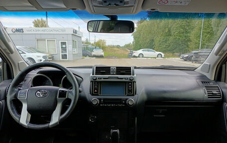 Toyota Land Cruiser Prado 150 рестайлинг 2, 2013 год, 2 951 000 рублей, 17 фотография