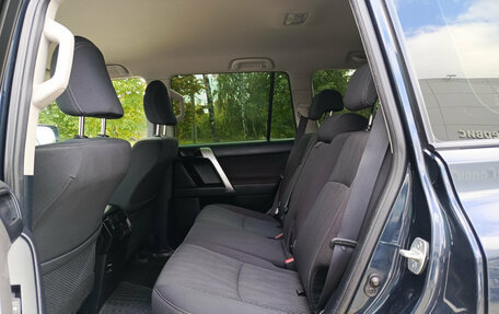 Toyota Land Cruiser Prado 150 рестайлинг 2, 2013 год, 2 951 000 рублей, 15 фотография