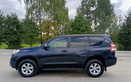 Toyota Land Cruiser Prado 150 рестайлинг 2, 2013 год, 2 951 000 рублей, 10 фотография