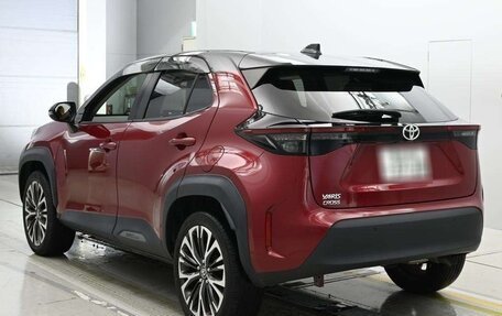 Toyota Yaris Cross, 2022 год, 1 410 000 рублей, 6 фотография