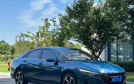 Hyundai Elantra, 2022 год, 1 170 000 рублей, 3 фотография