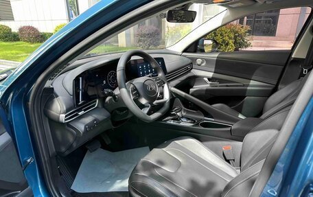 Hyundai Elantra, 2022 год, 1 170 000 рублей, 11 фотография