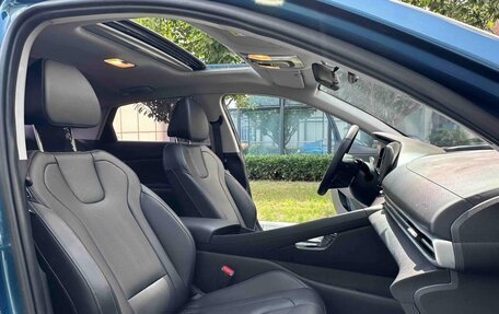 Hyundai Elantra, 2022 год, 1 170 000 рублей, 16 фотография