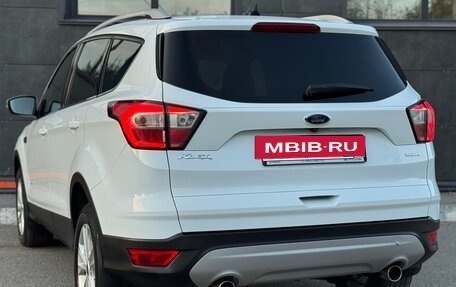 Ford Kuga III, 2017 год, 1 570 000 рублей, 11 фотография