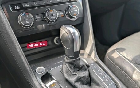 Volkswagen Tiguan II, 2020 год, 3 100 000 рублей, 22 фотография