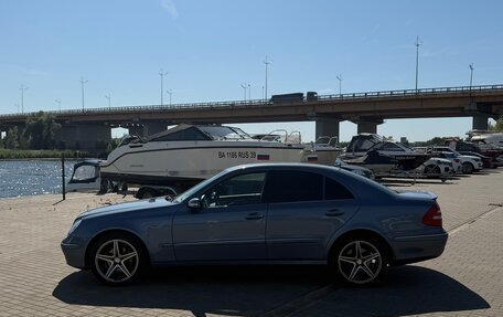Mercedes-Benz E-Класс, 2004 год, 735 000 рублей, 4 фотография
