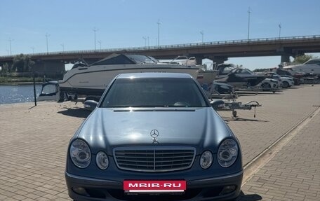 Mercedes-Benz E-Класс, 2004 год, 735 000 рублей, 2 фотография