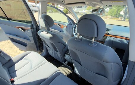 Mercedes-Benz E-Класс, 2004 год, 735 000 рублей, 15 фотография