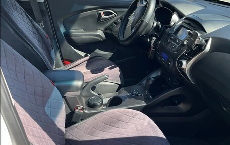 Hyundai ix35 I рестайлинг, 2014 год, 1 490 000 рублей, 16 фотография