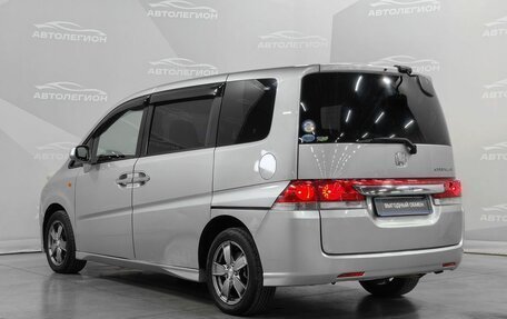Honda Stepwgn III, 2005 год, 750 000 рублей, 3 фотография